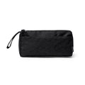 Yulia - Estuche triangular realizado en 300D RPET con diseño vigoré - Negro